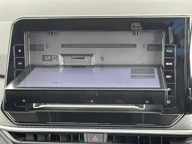 日産 ノート X 千葉県 2022(令4)年 4.9万km スーパーブラック 禁煙車/純正ナビ/・CD/BT/フルセグ/エマージェンシーブレーキ/車線逸脱防止支援/全方位カメラ/デジタルインナールームミラー/LEDヘッドライト/オートライト/オートハイビーム/フォグライト/電動パーキングブレーキ/ブレーキホールド/スマートキー/コーナーセンサー/サイド＆カーテンエアバッグ/社外17インチアルミホイール