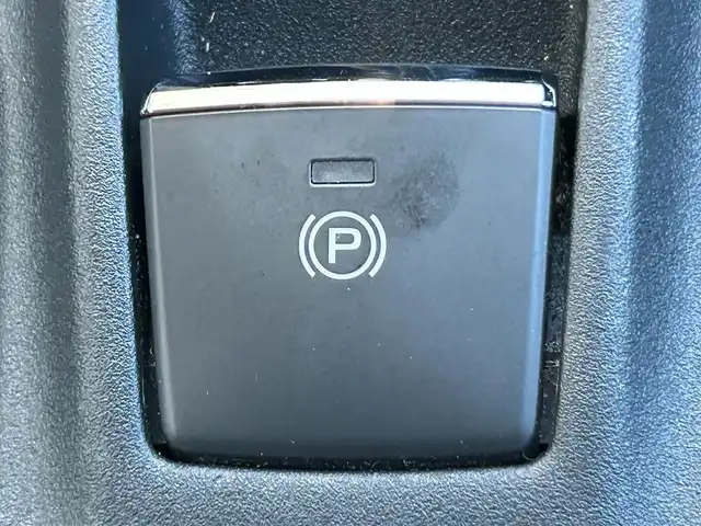 スバル インプレッサ スポーツ 2．0i－S アイサイト 長野県 2017(平29)年 3.1万km クリスタルホワイトP 4WD/純正SDナビ/　（CD/DVD/BT/SD/フルセグ）/バックカメラ/アイサイト/・衝突軽減ブレーキ/・踏み間違い防止/・レーダークルーズコントロール/・ブラインドスポットモニター/・横滑り防止装置/・レーンキープアシスト/アイドリングストップ/ヒルディセントコントロール/パドルシフト/オートライト/ステアリングスイッチ/前席パワーシート/プッシュスタート/スマートキー/純正フロアマット/STIエアロ（サイド）/LEDヘッドライト/フォグランプ