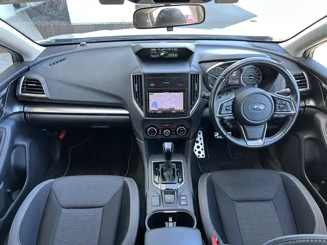 スバル インプレッサ スポーツ 2．0i－S アイサイト 長野県 2017(平29)年 3.1万km クリスタルホワイトP 4WD/純正SDナビ/　（CD/DVD/BT/SD/フルセグ）/バックカメラ/アイサイト/・衝突軽減ブレーキ/・踏み間違い防止/・レーダークルーズコントロール/・ブラインドスポットモニター/・横滑り防止装置/・レーンキープアシスト/アイドリングストップ/ヒルディセントコントロール/パドルシフト/オートライト/ステアリングスイッチ/前席パワーシート/プッシュスタート/スマートキー/純正フロアマット/STIエアロ（サイド）/LEDヘッドライト/フォグランプ