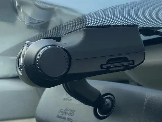 トヨタ プリウス S ツーリングセレクション 香川県 2014(平26)年 9.9万km フロスティーグリーンマイカ ディーラー純正ナビ/　CD DVD BT フルセグTV/バックカメラ/プッシュスタート/スマートキー/クルーズコントロール/LEDヘッドライト/オートライト/フォグランプ/ヘッドライトウォッシャー