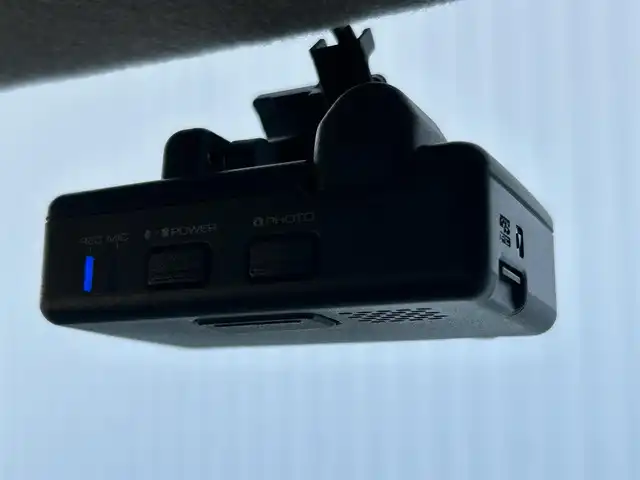 スズキ ハスラー HYBRID X 愛媛県 2020(令2)年 2.6万km シフォンアイボリーM 社外ナビ/TV/Bluetooth/USB入力端子/CD/DVD/デュアルカメラブレーキサポート/レーンキープアシスト/シートヒーター/ETC/ドライブレコーダー/LEDオートライト/コーナーセンサー(後方のみ)/純正15インチAW/純正フロアマット/エンジンスタートボタン/横滑り防止機能/アイドリングストップ/W＋サイドエアバッグ/カーテンエアバック