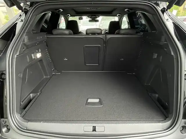プジョー ３００８ GT ブルー HDi 埼玉県 2018(平30)年 4.7万km 黒 ファーストクラスパッケージ＆ナッパレザーシート/・パノミックサンルーフ/・運転席メモリー付パワーシート/・フロントシートヒーター/・パークアシスト/パワーバックドア/クリアランスソナー/LEDヘッドライト/純正18インチAW/アクティブクルーズコントロール/衝突軽減ブレーキ/レーンアシスト/プッシュスタート/スマートキー/保証書付整備手帳/取扱説明書