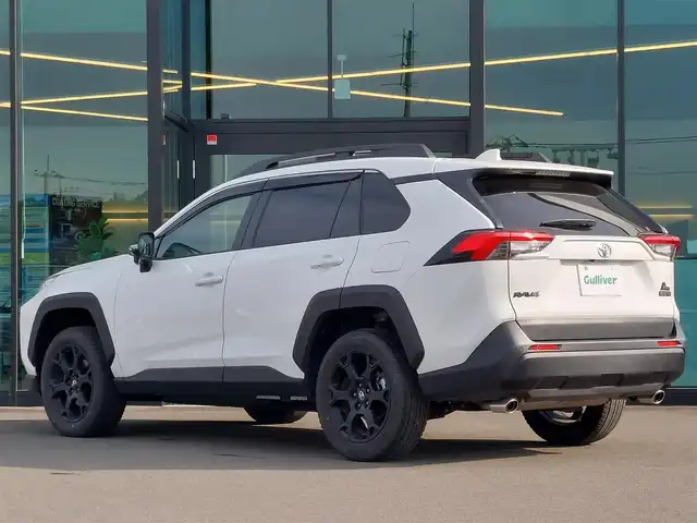 トヨタ ＲＡＶ４ アドベンチャー オフロードPKGⅡ 東京都 2023(令5)年 0.8万km スーパーホワイトⅡ セーフティセンス/プリクラッシュセーフティ/レーントレーシングアシスト/オートハイビーム/レーダークルーズコントロール/ブラインドスポットモニター/純正10インチナビ/BT/TV/AM/FM/AppleCarplay/androidauto/バックカメラ/デジタルインナーミラー/運転席パワーシート/シートヒーター/ベンチレーション/ステアリングヒーター/電動リアゲート/ETC2.0/ダウンヒルアシストコントロール