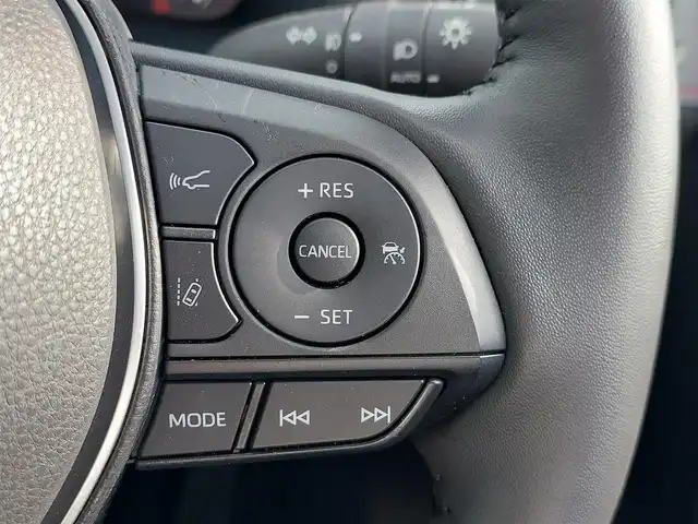 トヨタ ＲＡＶ４ アドベンチャー オフロードPKGⅡ 東京都 2023(令5)年 0.8万km スーパーホワイトⅡ セーフティセンス/プリクラッシュセーフティ/レーントレーシングアシスト/オートハイビーム/レーダークルーズコントロール/ブラインドスポットモニター/純正10インチナビ/BT/TV/AM/FM/AppleCarplay/androidauto/バックカメラ/デジタルインナーミラー/運転席パワーシート/シートヒーター/ベンチレーション/ステアリングヒーター/電動リアゲート/ETC2.0/ダウンヒルアシストコントロール