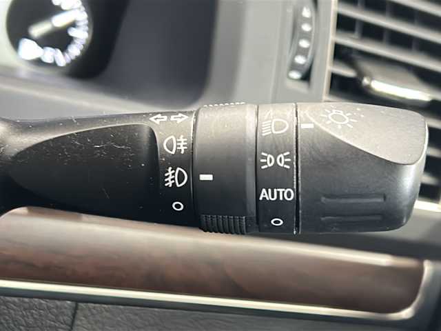 トヨタ ランドクルーザー ZX 道央・札幌 2020(令2)年 4.7万km ブラック ・4WD/・寒冷地仕様/・純正ナビ/フルセグTV/DVD/CD/SD/BT/・パノラミックビューモニター/・モデリスタエアロ/・サンルーフ/・ドライブレコーダー/・ワイヤレス充電/・パワーバックドア/・プリクラッシュセーフティ/・レーダークルーズコントロール/・レーンディパーチャーアラート/・ブラインドスポットモニター/・クリアランスソナー/・オートマチックハイビーム/・リヤクロストラフィックアラート/・RSCA/・ビルトインETC/・レザーシート/・前席パワーシート/・前席シートヒーター/エアシート/・ステアリングヒーター/・ルーフレール/・横滑り防止/・LEDヘッドライト/・LEDフォグ/・リヤフォグ/・ワイパーデアイサー/・社外マフラー/・プッシュスタート/・スマートキー/・夏タイヤ社外20インチAW積込