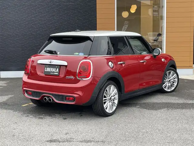 ＭＩＮＩ ミニ クーパー S 栃木県 2017(平29)年 1.3万km ブレイジングレッドメタリック ワンオーナー /コンフォートアクセス/ナビ/バックカメラ/ミラーETC/ドライブレコーダー/リアパークディスタンス /LEDヘッドライト/オートライト