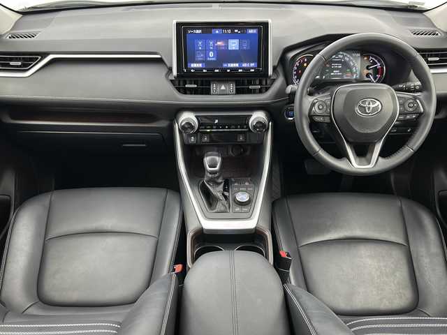 トヨタ ＲＡＶ４ G Zパッケージ 宮城県 2020(令2)年 6.4万km ホワイトパールクリスタルシャイン Toyota Safety Sense/・プリクラッシュセーフティ/・レーントレーシングアシスト/・レーダークルーズコントロール/・オートマチックハイビーム/ブラインドスポットモニター/純正9インチナビ/・CD.DVD.SD.BT/バックカメラ/フルセグTV/電動リアゲート/合皮シート/D席パワーシート/前席シートヒーター/ステアリングヒーター/ステアリングスイッチ/ビルトインETC/ドライブレコーダー（FR）/プッシュスタート/スマートキー×2/アイドリングストップ/LEDヘッドライト/LEDフォグライト/純正フロアマット/純正19インチAW/横滑り防止