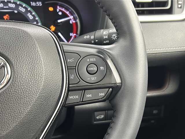 トヨタ ＲＡＶ４ G Zパッケージ 宮城県 2020(令2)年 6.4万km ホワイトパールクリスタルシャイン Toyota Safety Sense/・プリクラッシュセーフティ/・レーントレーシングアシスト/・レーダークルーズコントロール/・オートマチックハイビーム/ブラインドスポットモニター/純正9インチナビ/・CD.DVD.SD.BT/バックカメラ/フルセグTV/電動リアゲート/合皮シート/D席パワーシート/前席シートヒーター/ステアリングヒーター/ステアリングスイッチ/ビルトインETC/ドライブレコーダー（FR）/プッシュスタート/スマートキー×2/アイドリングストップ/LEDヘッドライト/LEDフォグライト/純正フロアマット/純正19インチAW/横滑り防止