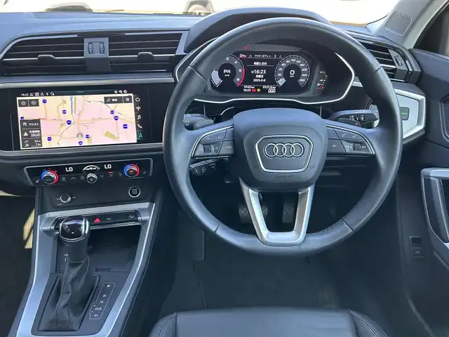 アウディ アウディ Ｑ３ 35TDIクワトロ アドバンスド 道東・釧路十勝 2023(令5)年 1万km ミトスブラックメタリック アシスタンスパッケージ/　・シートヒーター/　・パワーシート/　・アダプティブクルーズアシスト/　・ハイビームアシスト/黒レザーシート/純正ナビ/TV/BT/USB/純正ドライブレコーダー(前後)/バーチャルコックピット/パワーバックドア/360°カメラ/パドルシフト/ワイヤレス充電/アンビエントライト/LEDヘッドライト/オートライト/リアフォグライト/ETC2.0