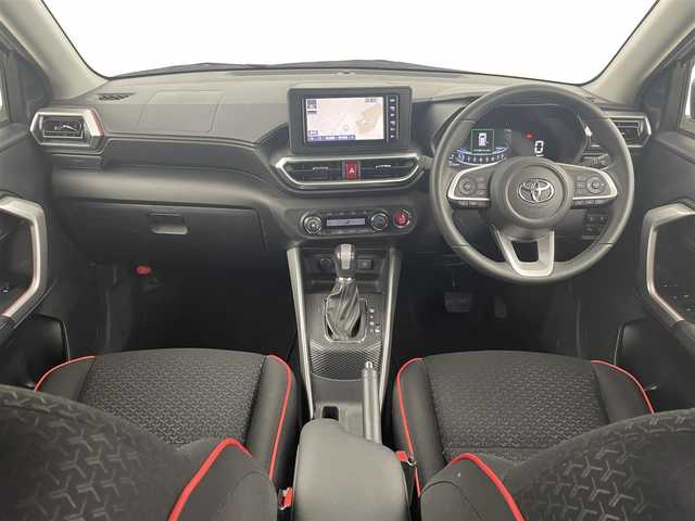 トヨタ ライズ Z 埼玉県 2020(令2)年 3.5万km ナチュラルベージュマイカM 純正ナビ（Bluetooth/DVD/AM/FM）/フルセグTV/バックカメラ/レーダークルーズコントロール/横滑り防止装置/レーンキープアシスト/盗難防止装置/プリクラッシュセーフティ/前後コーナーセンサー/LEDヘッドライト/ブラインドスポットモニター/ETC/シートヒーター/純正17インチアルミホイール/スマートキー