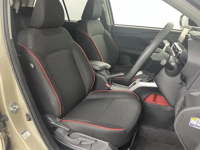 トヨタ ライズ Z 埼玉県 2020(令2)年 3.5万km ナチュラルベージュマイカM 純正ナビ（Bluetooth/DVD/AM/FM）/フルセグTV/バックカメラ/レーダークルーズコントロール/横滑り防止装置/レーンキープアシスト/盗難防止装置/プリクラッシュセーフティ/前後コーナーセンサー/LEDヘッドライト/ブラインドスポットモニター/ETC/シートヒーター/純正17インチアルミホイール/スマートキー