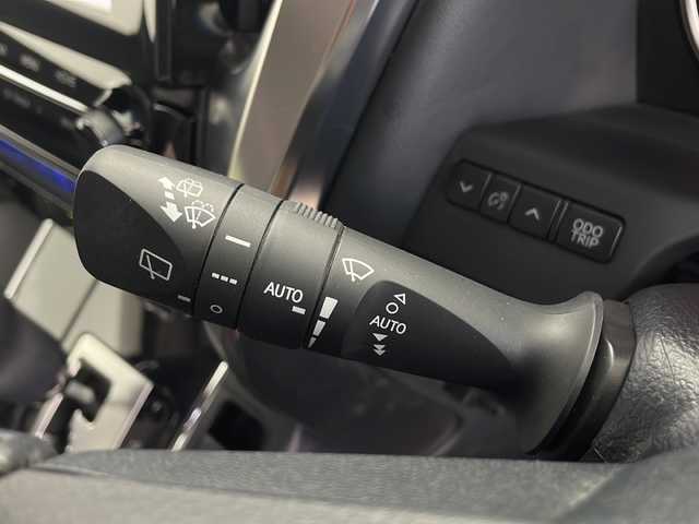 トヨタ アルファード S Cパッケージ 鹿児島県 2021(令3)年 2万km ホワイトパールクリスタルシャイン 純正メモリナビ/(DVD/フルセグTV/Bluetooth/USB)/サンルーフ/モデリスタエアロ/純正フリップダウンモニター/デジタルインナーミラー/ブラインドスポットモニター/バックカメラ/セーフティセンス/・プリクラッシュセーフティ/・ロードサインアシスト/・レーダークルーズコントロール/・レーントレーシングアシスト/・アダクティブハイビームシステム/3眼LEDヘッドライト/パワーバックドア/スマートキー/ビルトインETC2.0/前後ドライブレコーダー/合皮黒レザーシート/前席パワーシート(2列目スライドのみ手動)/前席シートヒーター/前席エアシート/ステアリングヒーター/カーテンエアバッグ/横滑り防止機能/純正18インチアルミホイール/保証書/取扱説明書/スペアキー