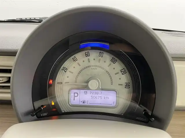 スズキ ラパン X 大分県 2015(平27)年 5.1万km フレンチミントパールメタリック 純正メモリナビ/ETC/全方位カメラ/フルセグテレビ/アイドリングストップ/プッシュスタート/純正フロアマット/純正14インチアルミホイール/運転席シートヒーター/横滑り防止装置/盗難防止装置/衝突被害軽減システム/オートライト/AAC/運転席＋助手席エアバッグ/AM/FM/本革巻きステアリング