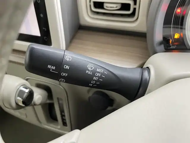 スズキ ラパン X 大分県 2015(平27)年 5.1万km フレンチミントパールメタリック 純正メモリナビ/ETC/全方位カメラ/フルセグテレビ/アイドリングストップ/プッシュスタート/純正フロアマット/純正14インチアルミホイール/運転席シートヒーター/横滑り防止装置/盗難防止装置/衝突被害軽減システム/オートライト/AAC/運転席＋助手席エアバッグ/AM/FM/本革巻きステアリング
