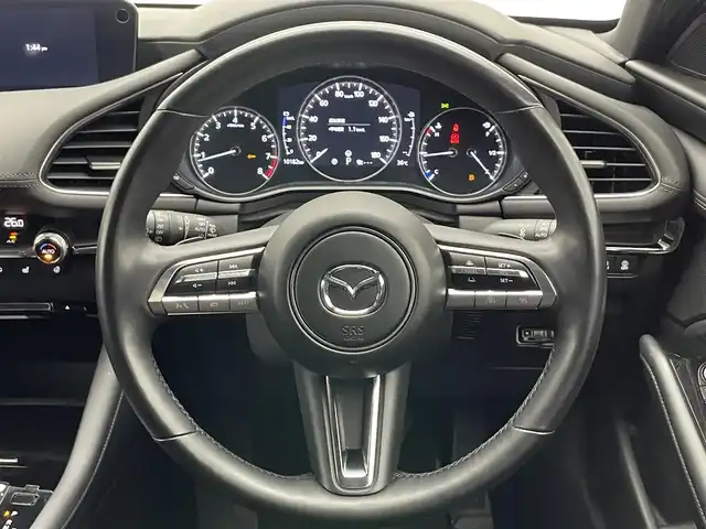 マツダ マツダ３ファストバック 20S プロアクティブ ツーリングS 愛知県 2022(令4)年 1.1万km ポリメタルグレーM 純正ナビ　フルセグＴＶ　ＤＶＤ　ＨＤＭＩ　全方位カメラ　シートヒーター　ハンドルヒーター　ＥＴＣ　衝突軽減　追従クルコン　ＬＥＤオートライト　コーナーセンサー　電動パーキング　ＨＵＤ　ＢＳＭ　禁煙車