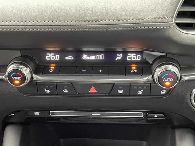 マツダ マツダ３ファストバック 20S プロアクティブ ツーリングS 愛知県 2022(令4)年 1.1万km ポリメタルグレーM 純正ナビ　フルセグＴＶ　ＤＶＤ　ＨＤＭＩ　全方位カメラ　シートヒーター　ハンドルヒーター　ＥＴＣ　衝突軽減　追従クルコン　ＬＥＤオートライト　コーナーセンサー　電動パーキング　ＨＵＤ　ＢＳＭ　禁煙車