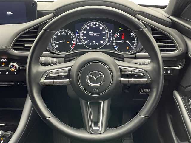 マツダ マツダ３ファストバック 20S プロアクティブ ツーリングS 愛知県 2022(令4)年 1.1万km ポリメタルグレーM 純正ナビ　フルセグＴＶ　ＤＶＤ　ＨＤＭＩ　全方位カメラ　シートヒーター　ハンドルヒーター　ＥＴＣ　衝突軽減　追従クルコン　ＬＥＤオートライト　コーナーセンサー　電動パーキング　ＨＵＤ　ＢＳＭ　禁煙車