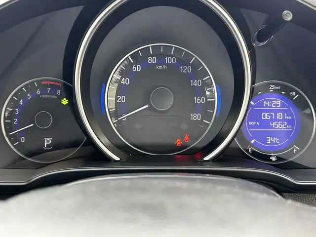 トヨタ Ｃ－ＨＲ G モード ネロセーフティプラスⅢ 兵庫県 2023(令5)年 4.8万km プラチナホワイトパールマイカ ワンオーナー/バックカメラ（全方位/バック）/ETC/コーナーセンサー/自動防眩式ルームミラー/前後ドライブレコーダー/レザーシート（ハーフレザー）/LEDライト/オートライト/オートハイビーム/フォグランプ/純正フロアマット/取扱説明書・保証書