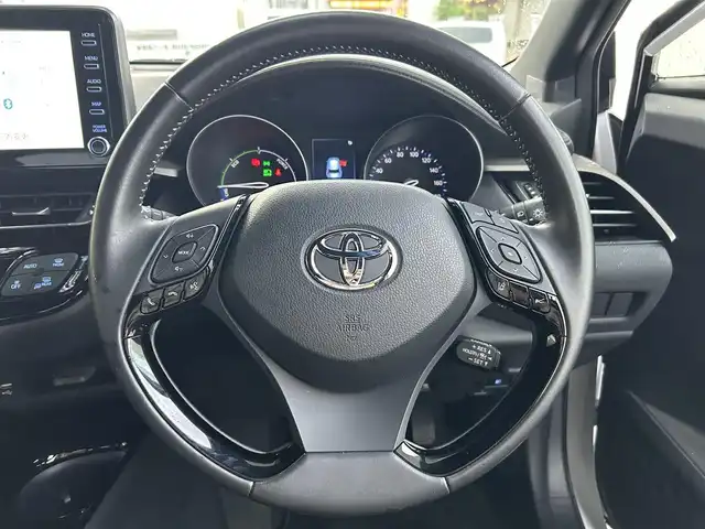 トヨタ Ｃ－ＨＲ G モード ネロセーフティプラスⅢ 兵庫県 2023(令5)年 4.8万km プラチナホワイトパールマイカ ワンオーナー/バックカメラ（全方位/バック）/ETC/コーナーセンサー/自動防眩式ルームミラー/前後ドライブレコーダー/レザーシート（ハーフレザー）/LEDライト/オートライト/オートハイビーム/フォグランプ/純正フロアマット/取扱説明書・保証書