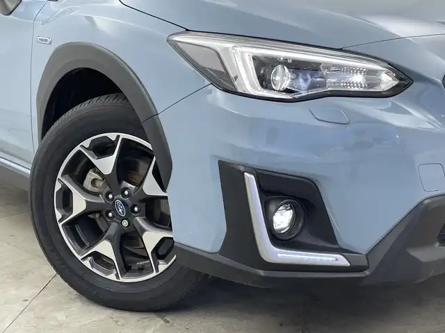 スバル ＸＶ ハイブリッド 2．0e－L アイサイト 新潟県 2020(令2)年 7万km クールグレーカーキ 純正メモリナビ(Bluetooth・USB・CD・DVD）/フリップダウンモニター（TVM-PW930)/アイサイト　/フルセグ　/バックサイドカメラ　/前席パワーシート/前席シートヒーター　/D席メモリーシート　/合皮シート　/LEDオートライト/レーンキープアシスト　/追従クルーズコントロール/後方コーナーセンサー　/レーダー探知機（AR-333RA)/ETC/パドルシフト/ステアリングスイッチ/レザーステアリング/純正フロアマット/純正１７インチアルミホイール/スマートキー/スペアキー