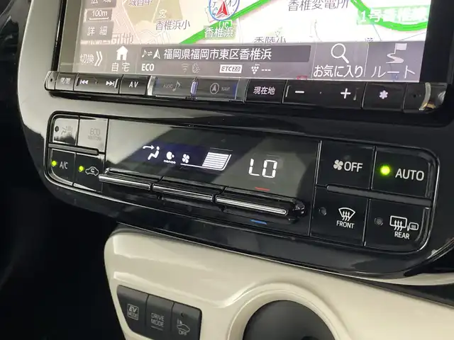トヨタ プリウス A プレミアム　ツーリングセレ 福岡県 2017(平29)年 5.9万km グレーメタリック アルパイン9インチナビ/（フルセグ、BT、AMFM、CDDVD）/ドラレコ/バックモニター/横滑り防止装置/コーナーセンサー（前後）/レーンキープアシスト/衝突被害軽減システム/レーダークルーズコントロール/ETC/100V充電/シートヒーター/パワーシート/BSM/パーキングアシスト/ドアバイザー/ステアリングスイッチ/スマートキー（スペア1本）