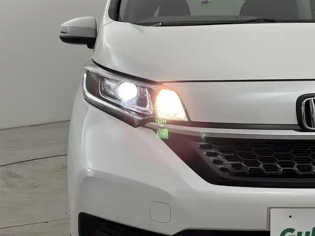 ホンダ フリード G 福岡県 2023(令5)年 1.6万km プラチナホワイトパール 純正ナビ（フルセグＴＶ）　/バックカメラ　/衝突軽減システム　/両側電動スライドドア　/レーダークルコン　/ビルトインＥＴＣ　/前後ドラレコ　/レーンキープ　/アイドリングストップ　/フロントガラス熱線スイッチ/ＡＡＣ