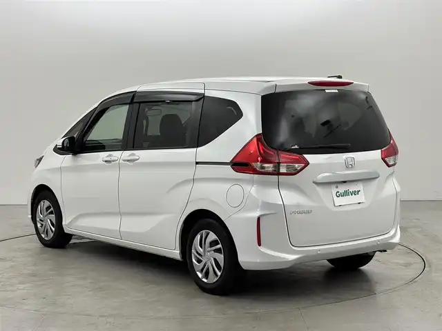 ホンダ フリード G 福岡県 2023(令5)年 1.6万km プラチナホワイトパール 純正ナビ（フルセグＴＶ）　/バックカメラ　/衝突軽減システム　/両側電動スライドドア　/レーダークルコン　/ビルトインＥＴＣ　/前後ドラレコ　/レーンキープ　/アイドリングストップ　/フロントガラス熱線スイッチ/ＡＡＣ
