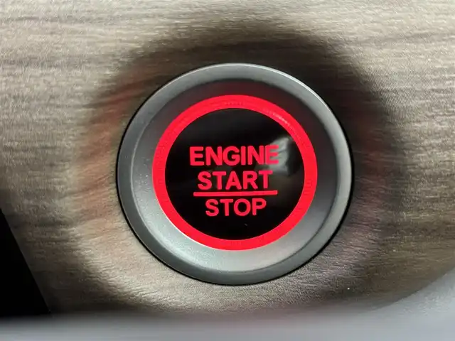 ホンダ フリード G 福岡県 2023(令5)年 1.6万km プラチナホワイトパール 純正ナビ（フルセグＴＶ）　/バックカメラ　/衝突軽減システム　/両側電動スライドドア　/レーダークルコン　/ビルトインＥＴＣ　/前後ドラレコ　/レーンキープ　/アイドリングストップ　/フロントガラス熱線スイッチ/ＡＡＣ