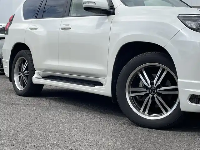 トヨタ ランドクルーザー プラド TX 福島県 2022(令4)年 2.8万km ホワイトパールクリスタルシャイン ワンオーナー/４WD/社外ナビ（アルパイン）/　　　（CD，DVD，FM，AM，BT，TV，HDMI）/デジタルインナーミラー/社外マフラー（M，zSPEED）/社外サスペンション（JAOS）/社外20インチホイール（M，zSPEED）/Bカメラ/クルコン追尾あり/レーンキープアシスト/横滑り防止/オートライト/オートハイビム/ETC/カーテンエアバッグ