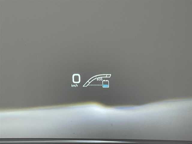 トヨタ プリウス A ツーリングセレクション 愛知県 2016(平28)年 6.8万km アティチュードブラックマイカ 純正９型ナビ　アドバンストパーク　ＨＵＤ　黒革　ＢＳＭ　追従クルコン　セーフティセンス　ミラー型前後ドラレコ　フルセグ　ＤＶＤ　バックカメラ　ＥＴＣ2.0　シートヒーター　衝突軽減　ＬＥＤライト　禁煙/コーナーセンサー　純正マット　車線逸脱　スマートキー　プッシュスタート　純正１７インチAW