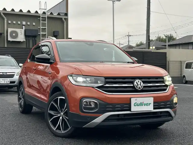 フォルクスワーゲン Ｔ－クロス TSI 1stプラス 埼玉県 2020(令2)年 4.5万km オレンジ 純正ナビ（Ｂｌｕｅｔｏｏｔｈ、ＣＤ、ＤＶＤ、フルセグＴＶ）/バックカメラ/ＥＴＣ2.0/追従走行有クルコン/スペアキー/ターボ/スマートキー/パーキングアシスト/ハーフレザーシート/純正アルミ/ＬＥＤヘッド/プッシュスタート/保証書/アイドリングストップ/オートエアコン/純正フロアマット/前後コーナーセンサー/横滑り防止装置/オートライト/ダブル＋サイドエアバッグ/USB入力端子