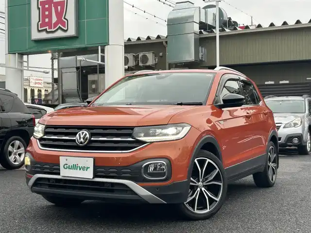 フォルクスワーゲン Ｔ－クロス TSI 1stプラス 埼玉県 2020(令2)年 4.5万km オレンジ 純正ナビ（Ｂｌｕｅｔｏｏｔｈ、ＣＤ、ＤＶＤ、フルセグＴＶ）/バックカメラ/ＥＴＣ2.0/追従走行有クルコン/スペアキー/ターボ/スマートキー/パーキングアシスト/ハーフレザーシート/純正アルミ/ＬＥＤヘッド/プッシュスタート/保証書/アイドリングストップ/オートエアコン/純正フロアマット/前後コーナーセンサー/横滑り防止装置/オートライト/ダブル＋サイドエアバッグ/USB入力端子