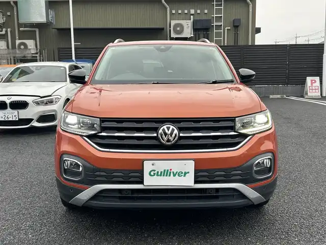 フォルクスワーゲン Ｔ－クロス TSI 1stプラス 埼玉県 2020(令2)年 4.5万km オレンジ 純正ナビ（Ｂｌｕｅｔｏｏｔｈ、ＣＤ、ＤＶＤ、フルセグＴＶ）/バックカメラ/ＥＴＣ2.0/追従走行有クルコン/スペアキー/ターボ/スマートキー/パーキングアシスト/ハーフレザーシート/純正アルミ/ＬＥＤヘッド/プッシュスタート/保証書/アイドリングストップ/オートエアコン/純正フロアマット/前後コーナーセンサー/横滑り防止装置/オートライト/ダブル＋サイドエアバッグ/USB入力端子