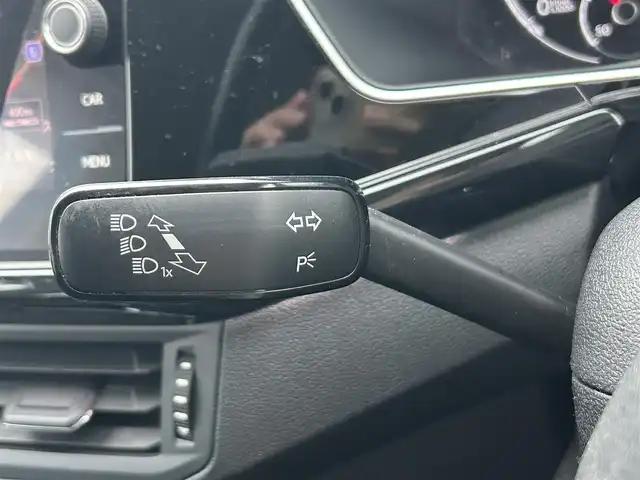 フォルクスワーゲン Ｔ－クロス TSI 1stプラス 埼玉県 2020(令2)年 4.5万km オレンジ 純正ナビ（Ｂｌｕｅｔｏｏｔｈ、ＣＤ、ＤＶＤ、フルセグＴＶ）/バックカメラ/ＥＴＣ2.0/追従走行有クルコン/スペアキー/ターボ/スマートキー/パーキングアシスト/ハーフレザーシート/純正アルミ/ＬＥＤヘッド/プッシュスタート/保証書/アイドリングストップ/オートエアコン/純正フロアマット/前後コーナーセンサー/横滑り防止装置/オートライト/ダブル＋サイドエアバッグ/USB入力端子