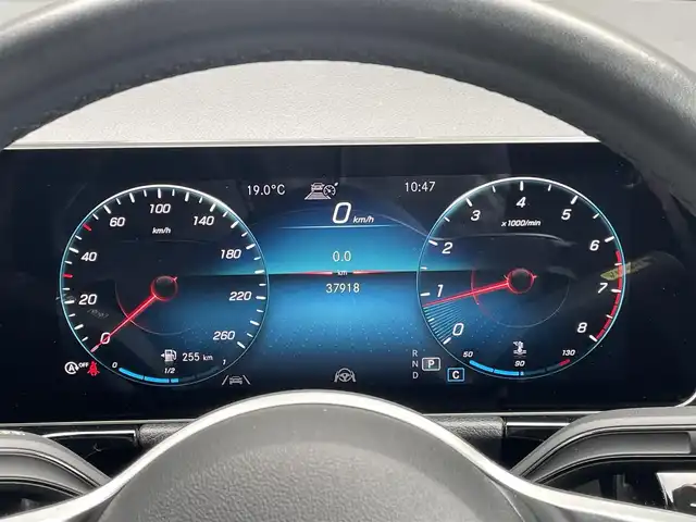 メルセデス・ベンツ Ｂ１８０ 千葉県 2019(令1)年 3.8万km ポーラホワイト ドライビングアシスタンスパッケージ/ナビゲーションコネクティビティパッケージ/アクティブブレーキアシスト/アクティブレーンキーピングアシスト/レーンチェンジアシスト/アテンションアシスト/前席パワーシート/シートヒーター/ハーフレザーシート/純正HDDナビ/地デジTV/【Bluetooth接続】/バックカメラ/ドライブレコーダー/革巻きステアリング/ステアリングスイッチ/パドルシフト/ETC（2.0）/LEDヘッドライト/フォグライト/ウインカーミラー/純正17インチアルミホイル/サイド/カーテンエアバッグ/キーレスゴー