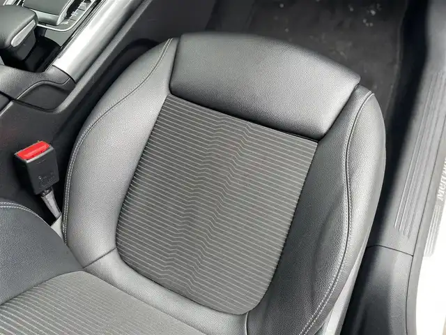 メルセデス・ベンツ Ｂ１８０ 千葉県 2019(令1)年 3.8万km ポーラホワイト ドライビングアシスタンスパッケージ/ナビゲーションコネクティビティパッケージ/アクティブブレーキアシスト/アクティブレーンキーピングアシスト/レーンチェンジアシスト/アテンションアシスト/前席パワーシート/シートヒーター/ハーフレザーシート/純正HDDナビ/地デジTV/【Bluetooth接続】/バックカメラ/ドライブレコーダー/革巻きステアリング/ステアリングスイッチ/パドルシフト/ETC（2.0）/LEDヘッドライト/フォグライト/ウインカーミラー/純正17インチアルミホイル/サイド/カーテンエアバッグ/キーレスゴー