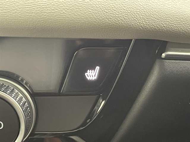 ホンダ ヴェゼル ハイブリッド e:HEV PLaY 埼玉県 2021(令3)年 4万km パール 純正８型ナビ　サンルーフ　全方位カメラ　シートヒーター　ＢＳＭ　プレミアムオーディオ　ＥＴＣ　ドラレコ　電動リアゲート　ワイヤレス充電　ハーフレザー　ホンダセンシング　ダウンヒルアシスト　禁煙