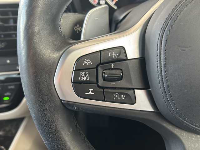 ＢＭＷ ５２３ｄ Mスポーツ 岐阜県 2017(平29)年 4.1万km サファイアブラックP /ワンオーナー//純正ナビ//フルセグTV/Bluetooth/CD/DVD//全周囲カメラ//パワーバックドア//全席シートヒーター//前席シートベンチレーター//前席パワーシート//レザーシート//レーダークルーズコントロール//レーンキープアシスト//プリクラッシュセーフティシステム//クリアランスソナー//オートマチックハイビーム//オートライト//ビルトインETC//純正19インチAW//純正フロアマット//スペアキー//冬タイヤ×4