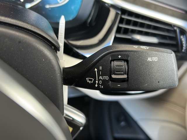 ＢＭＷ ５２３ｄ Mスポーツ 岐阜県 2017(平29)年 4.1万km サファイアブラックP /ワンオーナー//純正ナビ//フルセグTV/Bluetooth/CD/DVD//全周囲カメラ//パワーバックドア//全席シートヒーター//前席シートベンチレーター//前席パワーシート//レザーシート//レーダークルーズコントロール//レーンキープアシスト//プリクラッシュセーフティシステム//クリアランスソナー//オートマチックハイビーム//オートライト//ビルトインETC//純正19インチAW//純正フロアマット//スペアキー//冬タイヤ×4