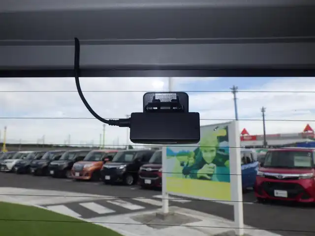 トヨタ ルーミー G－T 千葉県 2021(令3)年 3.5万km プラムブラウンパールクリスタルシャイン 165/65R14/スマートアシストIII/エコアイドル/両側パワースライドドア/純正SDナビ/地デジTV/【DVD/CD再生機能　Bluetooth接続】/パノラマモニター/ドライブレコーダー（前後撮影）【DC-DR652】/ステアリングスイッチ/ETC（2.0）/LEDヘッドライト/フォグライト/ウインカーミラー/コーナーセンサー/サイド/カーテンエアバッグ/キーフリーシステム