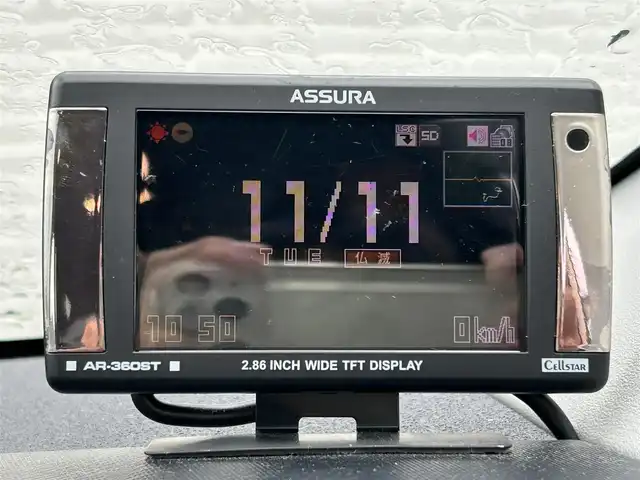 トヨタ アクア クロスオーバー 新潟県 2018(平30)年 7.3万km ベージュ ワンオーナー/衝突軽減ブレーキ/革巻きステアリング/ハーフレザーシート/アイドリングストップ/純正ETC/バックカメラ/社外ナビ/（フルセグ、Bluetooth、CD/DVD、AM/FM）/社外ドライブレコーダー（前方のみ）/レーンキープアシスト/横滑り防止/コーナーセンサー/ルーフレーフ/スマートキー/スペアキー/オートライト/LEDヘッドライト/純正フロアマット/純正アルミホイール