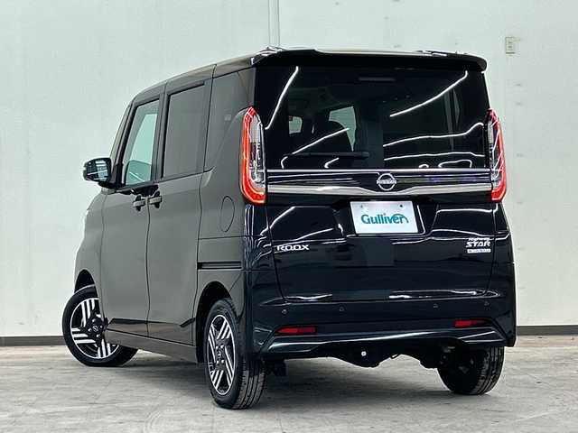 日産 ルークス HWS X プロパイロットED 道央・札幌 2023(令5)年 0.9万km ブラック 4WD//純正メモリナビ//フルセグテレビ//バックカメラ//アイドリングストップ//クルーズコントロール//プッシュスタート//両側パワースライドドア//ETC//冬タイヤ付き