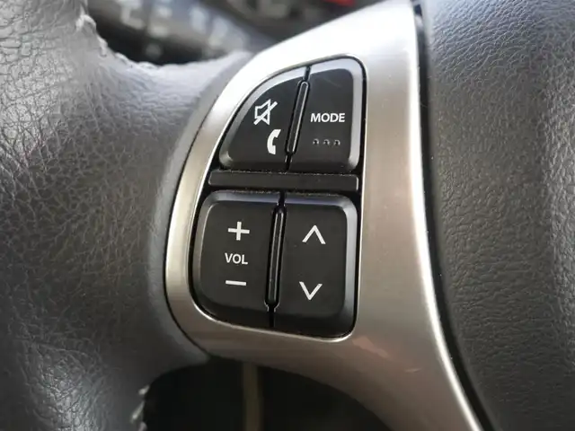 スズキ ジムニー ランドベンチャー 山形県 2015(平27)年 6.1万km パールホワイト パートタイム4WD/5MT/SDナビ/　　【CD DVD BT フルセグ USB MSV】/撥水シート/シートヒーター/ステアリングスイッチ/IC付ターボ/電動格納ウィンカーミラー/フォグランプ/リモコンキー/スペアキー/ETC