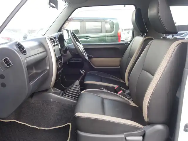 スズキ ジムニー ランドベンチャー 山形県 2015(平27)年 6.1万km パールホワイト パートタイム4WD/5MT/SDナビ/　　【CD DVD BT フルセグ USB MSV】/撥水シート/シートヒーター/ステアリングスイッチ/IC付ターボ/電動格納ウィンカーミラー/フォグランプ/リモコンキー/スペアキー/ETC