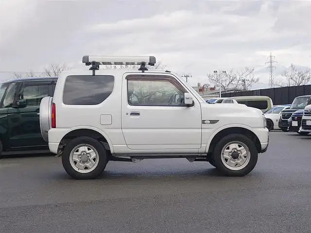 スズキ ジムニー ランドベンチャー 山形県 2015(平27)年 6.1万km パールホワイト パートタイム4WD/5MT/SDナビ/　　【CD DVD BT フルセグ USB MSV】/撥水シート/シートヒーター/ステアリングスイッチ/IC付ターボ/電動格納ウィンカーミラー/フォグランプ/リモコンキー/スペアキー/ETC