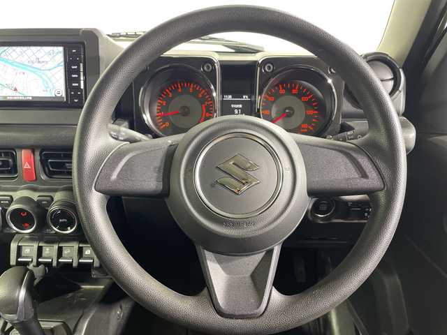 スズキ ジムニー XC 神奈川県 2020(令2)年 2万km ジャングルグリーン ・社外ナビ/・バックカメラ/AM/FM/フルセグ/Bluetooth/CD/DVD/・スズキセーフティーサポート/・D+N席シートヒーター/・ETＣ/・前後ドライブレコーダー/・純正フロアマット/・純正16ＡＷ/・オートライト/・スマートキー/・誤発進抑制機能/・車線逸脱警報機能/・ふらつき警報機能/・ハイビームアシスト/・先行車発進お知らせ機能/・標識認識機能/・オートライト