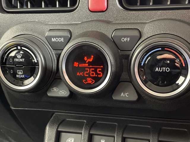 スズキ ジムニー XC 神奈川県 2020(令2)年 2万km ジャングルグリーン ・社外ナビ/・バックカメラ/AM/FM/フルセグ/Bluetooth/CD/DVD/・スズキセーフティーサポート/・D+N席シートヒーター/・ETＣ/・前後ドライブレコーダー/・純正フロアマット/・純正16ＡＷ/・オートライト/・スマートキー/・誤発進抑制機能/・車線逸脱警報機能/・ふらつき警報機能/・ハイビームアシスト/・先行車発進お知らせ機能/・標識認識機能/・オートライト