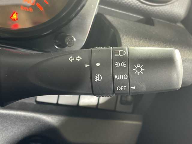 スズキ ジムニー XC 神奈川県 2020(令2)年 2万km ジャングルグリーン ・社外ナビ/・バックカメラ/AM/FM/フルセグ/Bluetooth/CD/DVD/・スズキセーフティーサポート/・D+N席シートヒーター/・ETＣ/・前後ドライブレコーダー/・純正フロアマット/・純正16ＡＷ/・オートライト/・スマートキー/・誤発進抑制機能/・車線逸脱警報機能/・ふらつき警報機能/・ハイビームアシスト/・先行車発進お知らせ機能/・標識認識機能/・オートライト