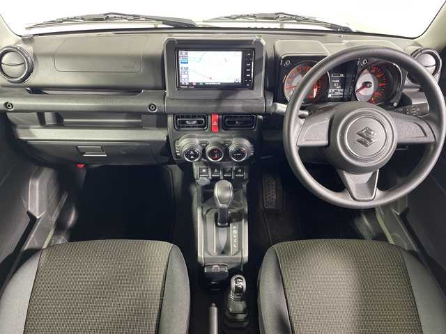 スズキ ジムニー XC 神奈川県 2020(令2)年 2万km ジャングルグリーン ・社外ナビ/・バックカメラ/AM/FM/フルセグ/Bluetooth/CD/DVD/・スズキセーフティーサポート/・D+N席シートヒーター/・ETＣ/・前後ドライブレコーダー/・純正フロアマット/・純正16ＡＷ/・オートライト/・スマートキー/・誤発進抑制機能/・車線逸脱警報機能/・ふらつき警報機能/・ハイビームアシスト/・先行車発進お知らせ機能/・標識認識機能/・オートライト