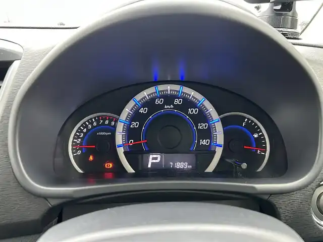 スズキ ワゴンＲ スティングレー X 島根県 2014(平26)年 7.2万km パールホワイト 4WD/社外CDオーディオ/スマートキー/スペアキー/アイドリングストップ/HIDオートライト/ETC/純正フロアマット/純正ドアバイザー/純正アルミホイール
